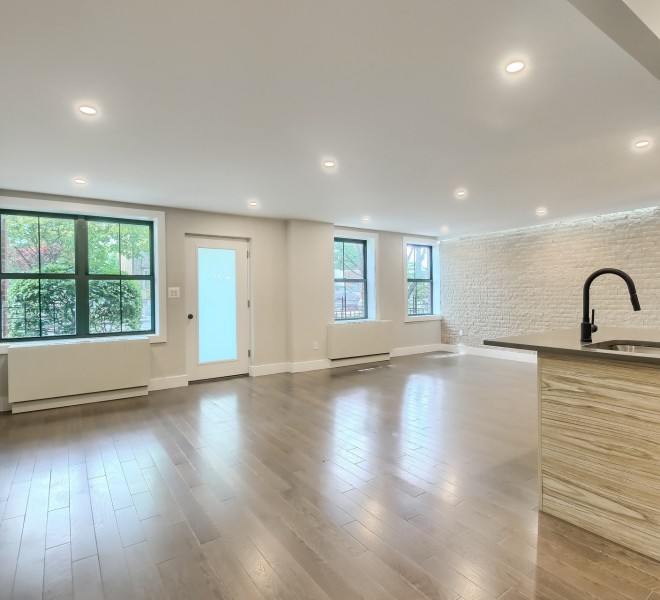 01_Living_Room_5D4_0306